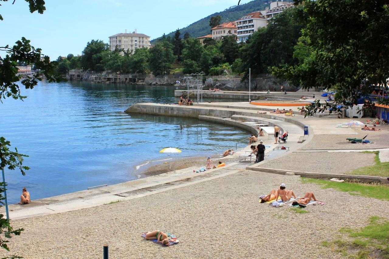 Family Friendly Apartments With A Swimming Pool Lovran, Opatija - 14178 Exterior foto